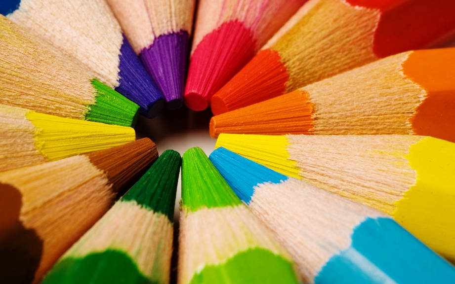 How to Say “Color” in French? What is the meaning of “Couleurs”?