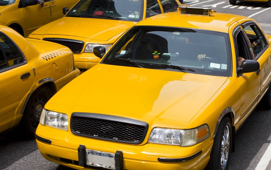 How to Say “Taxi” in German? What is the meaning of “Taxi”?