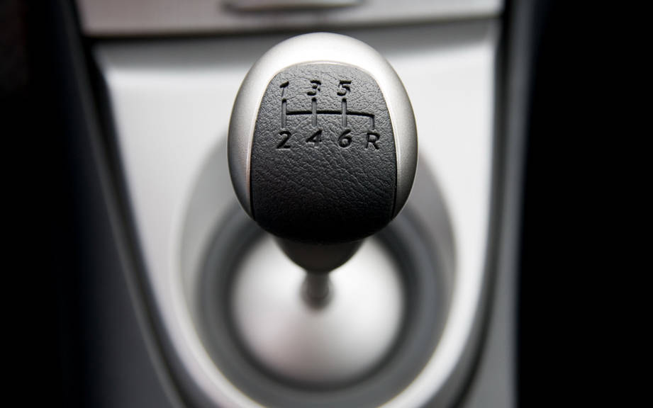 How to Say “Gear stick” in Spanish? What is the meaning of “Palanca de cambios”?