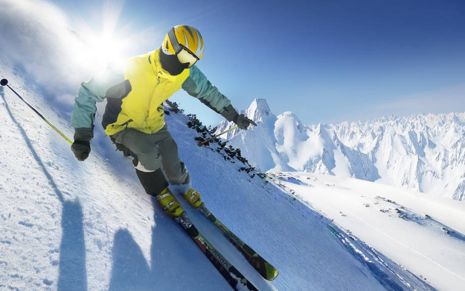 How to Say “Skiing” in Spanish? What is the meaning of “Esquí”? - OUINO